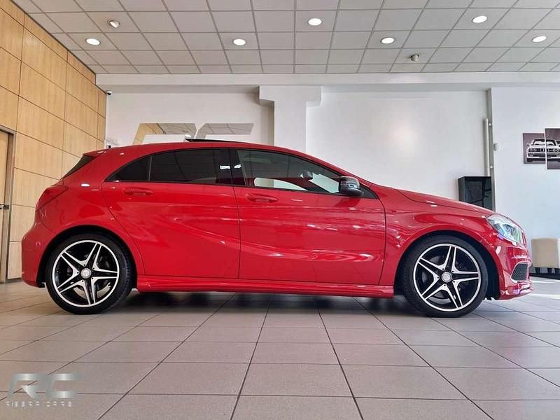 Usado Mercedes A250 AMG 211 CV (155 kW) 2012 Rojo Utilitario