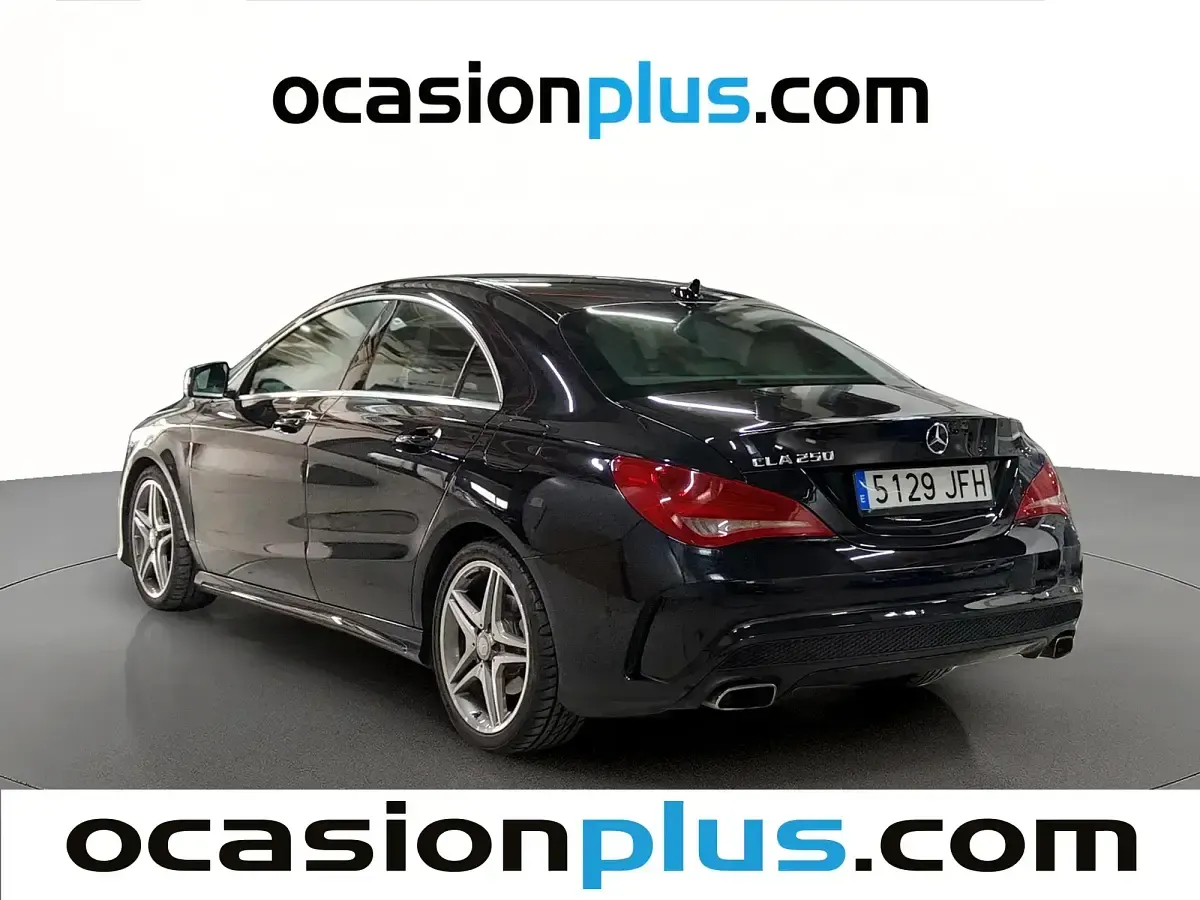 Usado Mercedes CLA250 211 CV (155 kW) 2015 Negro Coupe