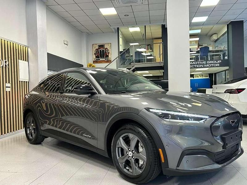 Usado Ford Mustang Mach-E 197 kW (268 CV) 2023 Gris SUV