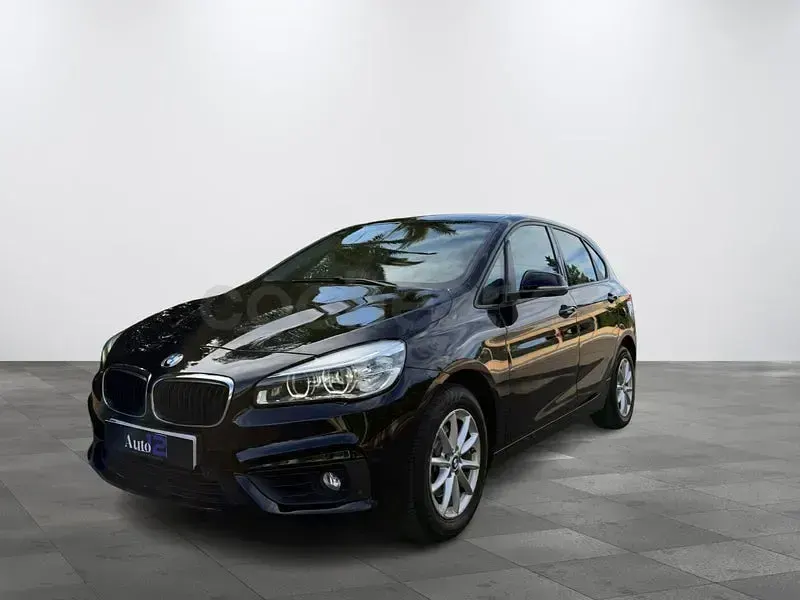 Usado BMW 216 Active Tourer 116 CV (85 kW) 2018 Negro Monovolumen