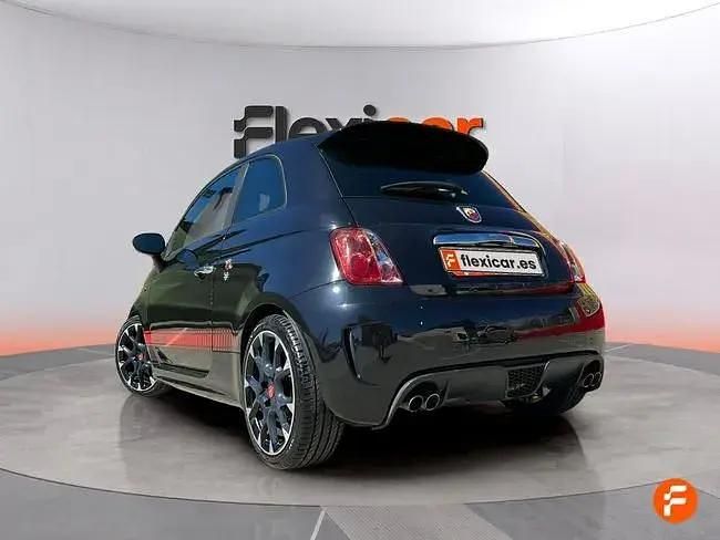 Usado Abarth 595 140 CV (102 kW) 2016 Negro Utilitario