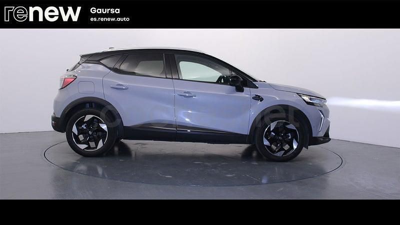 Usado Renault Captur Techno 100 CV (73 kW) 2025 Gris / plata SUV