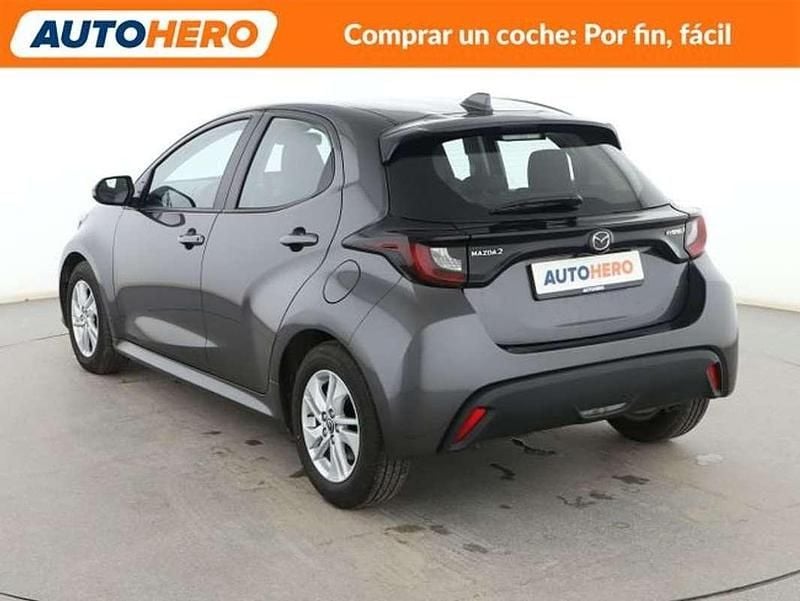 Usado Mazda 2 116 CV (85 kW) 2023 Gris Utilitario