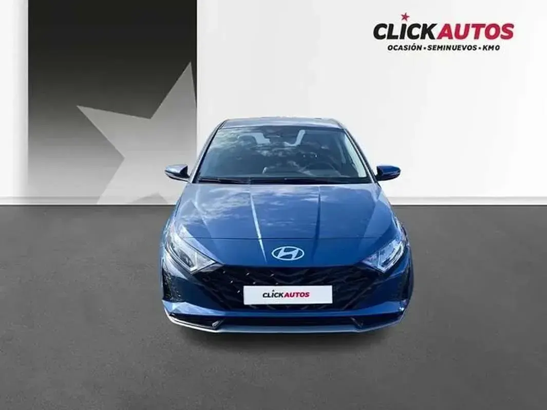 Usado Hyundai i20 101 CV (74 kW) 2025 Azul Utilitario