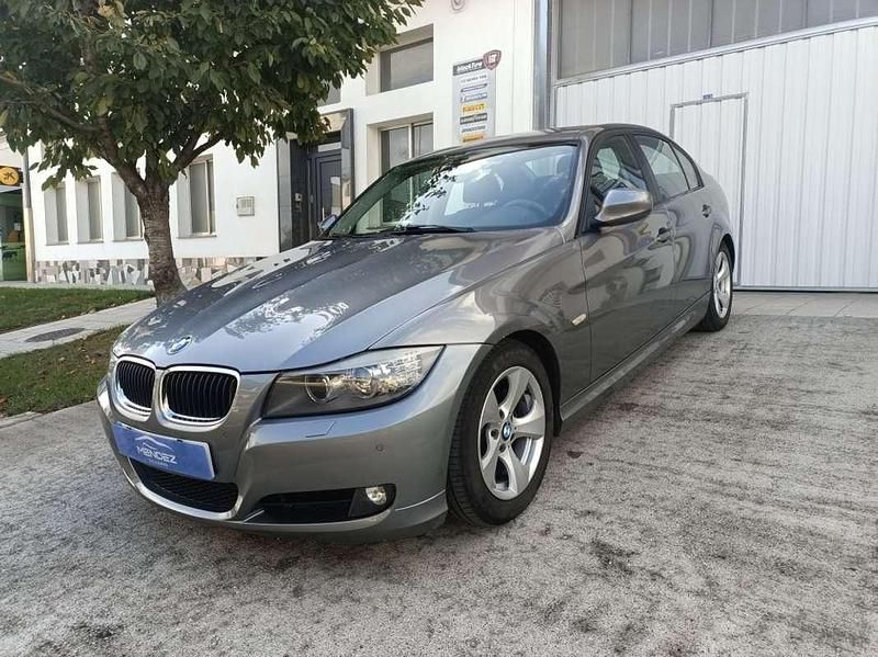 Usado BMW 320 Efficient Dynamics 163 CV (119 kW) 2011 Gris Berlina