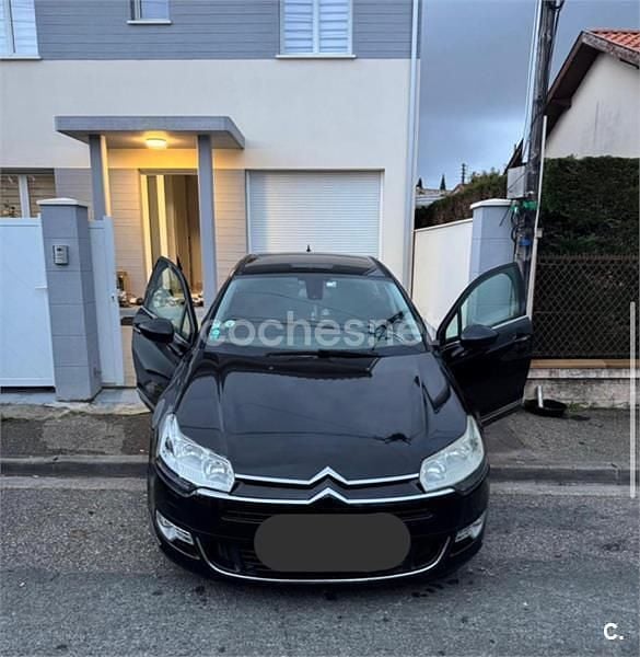 Usado Citroën C5 Exclusive 140 CV (102 kW) 2012 Negro Berlina