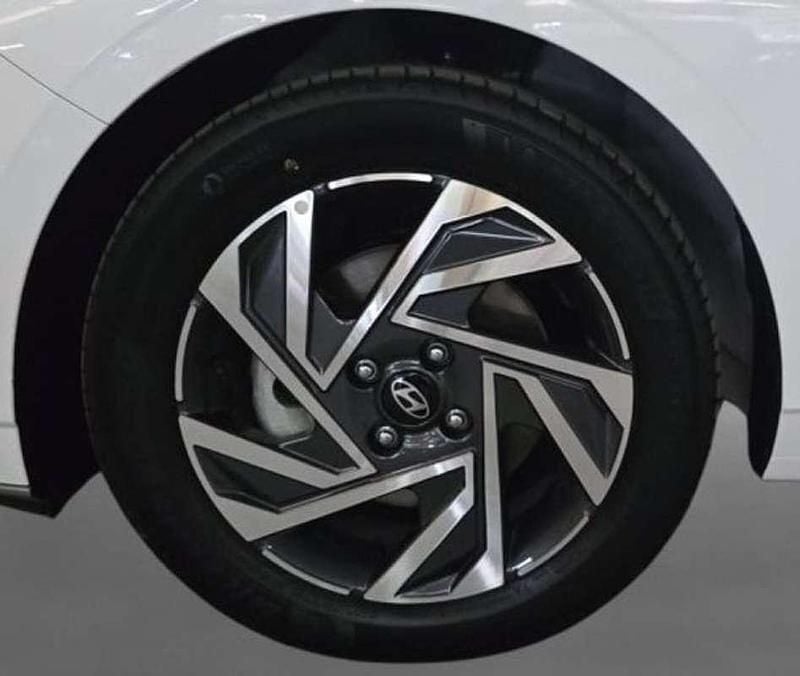 Usado Hyundai Bayon 101 CV (74 kW) 2024 Blanco SUV