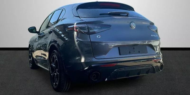 Usado Alfa Romeo Stelvio Veloce 280 CV (205 kW) 2023 Gris SUV