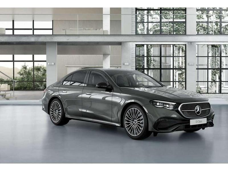 Usado Mercedes E300 315 CV (231 kW) 2025 Gris Berlina