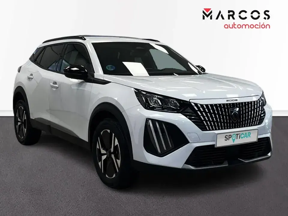 Usado Peugeot 2008 Allure 145 CV (106 kW) 2025 SUV