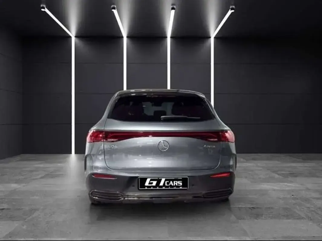 Usado Mercedes EQE500 Edition 330 kW (449 CV) 2025 Gris SUV