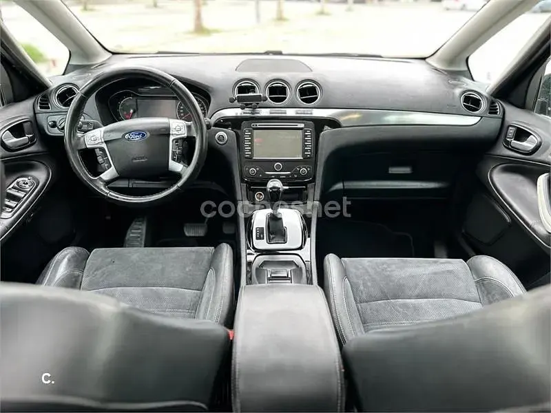 Usado Ford S-MAX Titanium 140 CV (102 kW) 2014 Negro Monovolumen