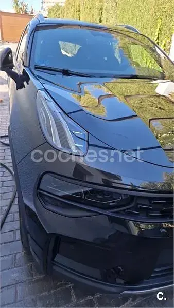 Usado Lynk & Co 01 261 CV (191 kW) 2023 Negro SUV