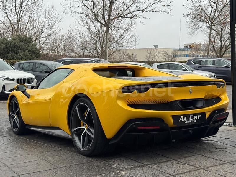Usado Ferrari 296 830 CV (610 kW) 2023 Amarillo Coupe