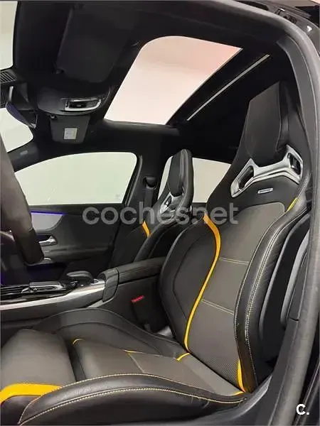 Usado Mercedes A45 AMG 421 CV (309 kW) 2022 Negro Utilitario