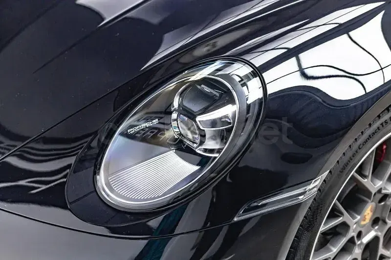 Usado Porsche 911 Carrera 4S 450 CV (330 kW) 2021 Negro Coupe