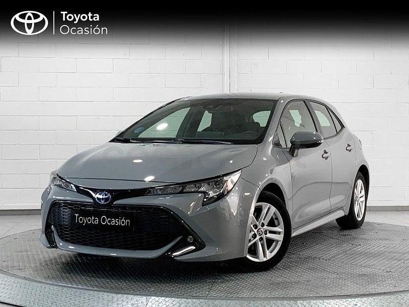 Usado Toyota Corolla Active 122 CV (89 kW) 2021 Gris / plata Berlina