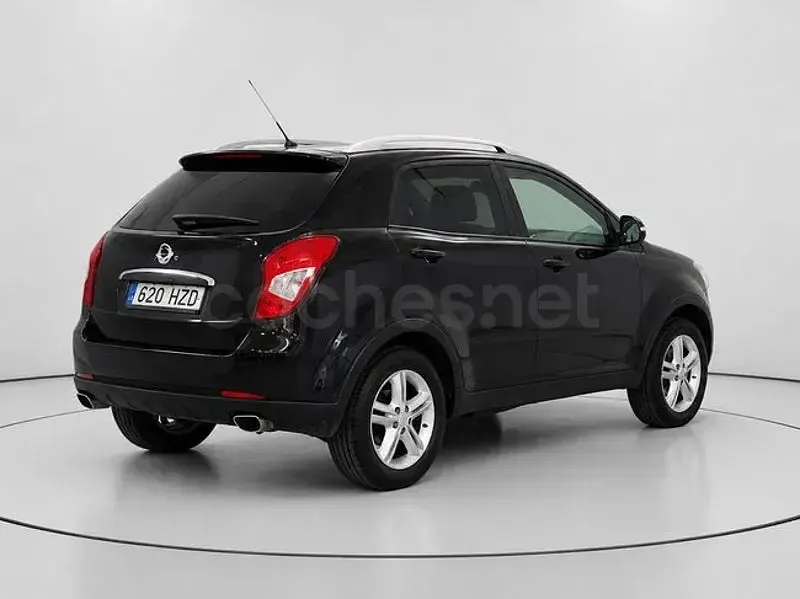 Usado SsangYong Korando Limited 150 CV (110 kW) 2014 Negro SUV