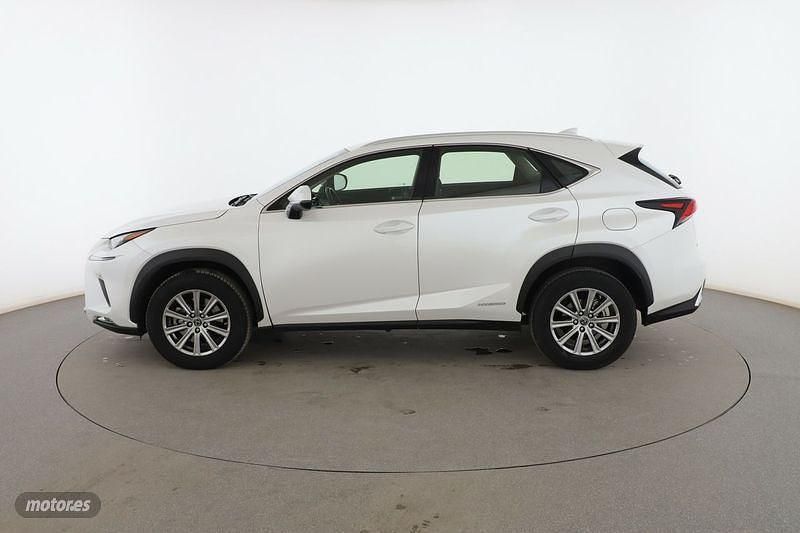 Usado Lexus NX300h Business Edition 197 CV (144 kW) 2020 Blanco SUV