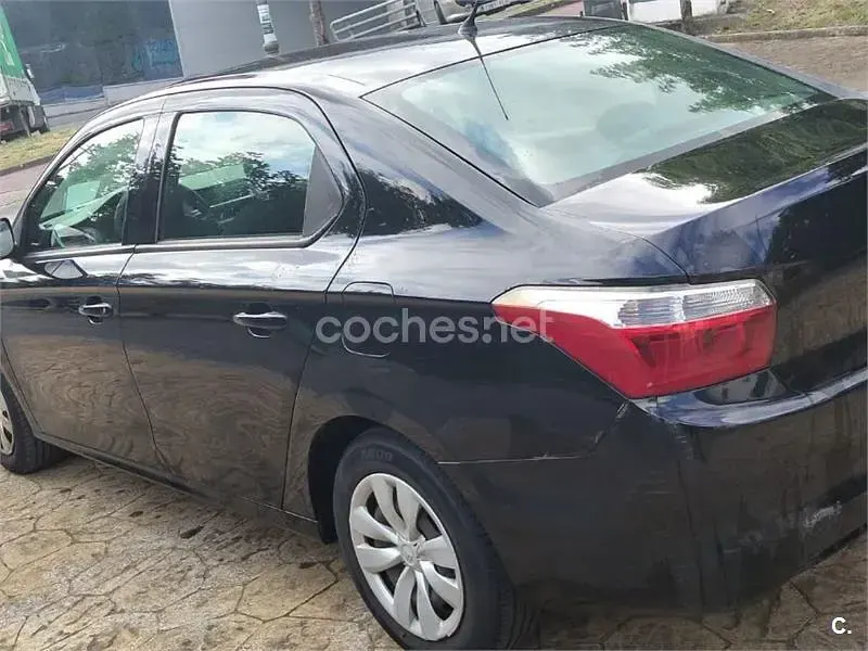 Usado Citroën C-Elysee I PureTech 82 CV (60 kW) 2016 Negro Berlina