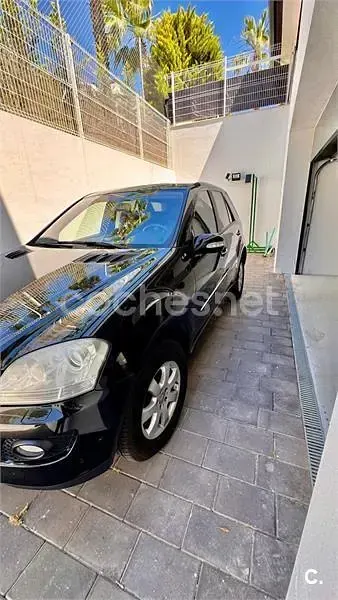 Usado Mercedes ML320 224 CV (164 kW) 2005 Negro SUV