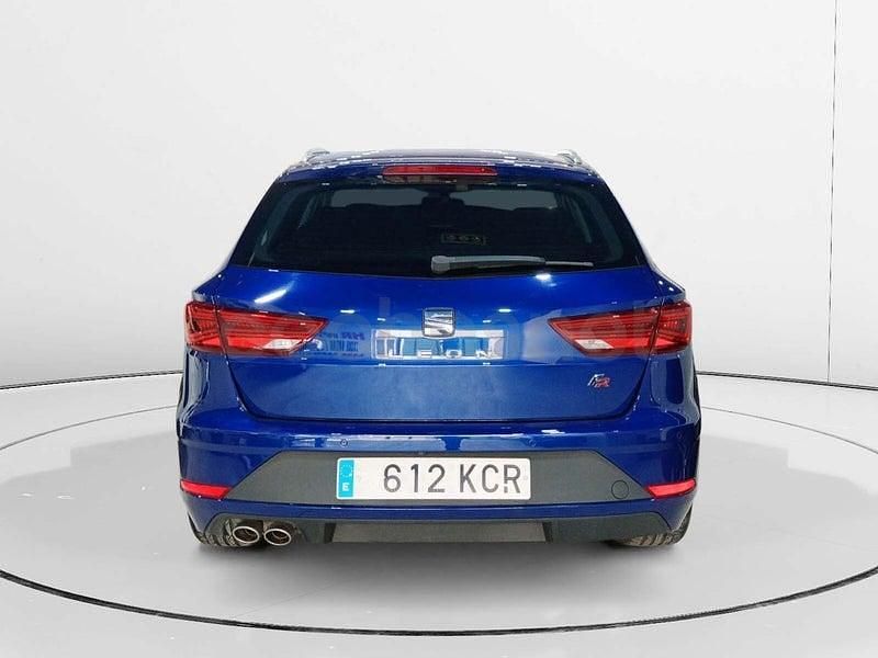 Usado Seat Leon FR 150 CV (110 kW) 2017 Azul Familiar