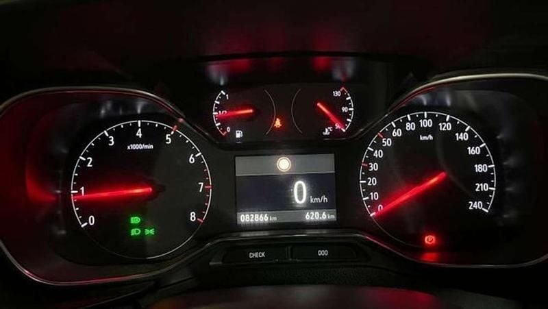 Usado Opel Combo 102 CV (75 kW) 2020 Blanco Monovolumen