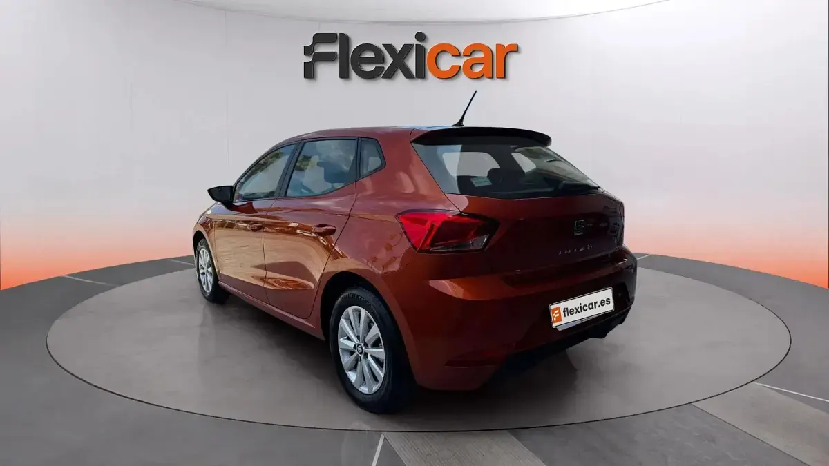 Usado Seat Ibiza Style 116 CV (85 kW) 2020 Naranja Utilitario