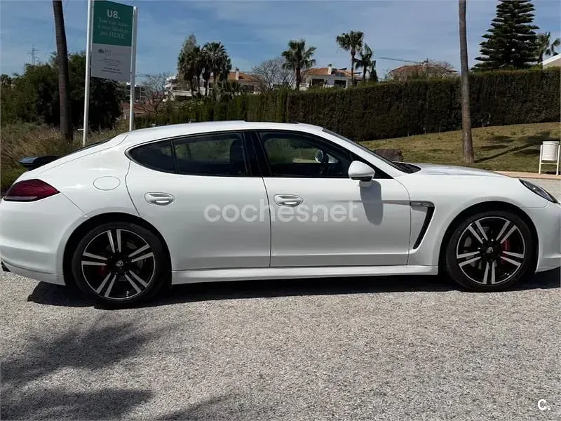 Usado Porsche Panamera Platinum Edition 250 CV (183 kW) 2012 Blanco Utilitario