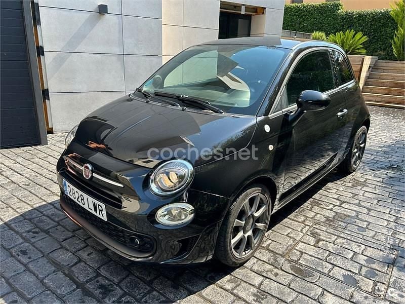 Usado Fiat 500 70 CV (51 kW) 2021 Negro Berlina