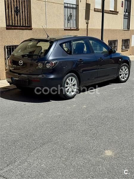 Usado Mazda 3 Sportive 143 CV (105 kW) 2007 Negro Berlina