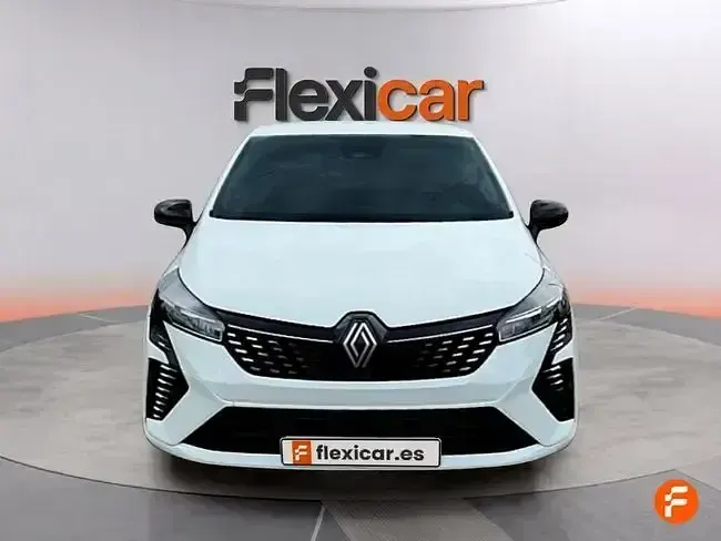 Usado Renault Clio Techno 100 CV (73 kW) 2024 Blanco Utilitario