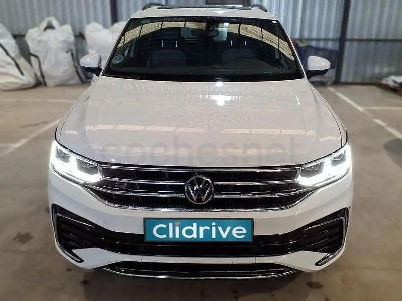 Usado VW Tiguan Allspace Life 150 CV (110 kW) 2022 Blanco SUV