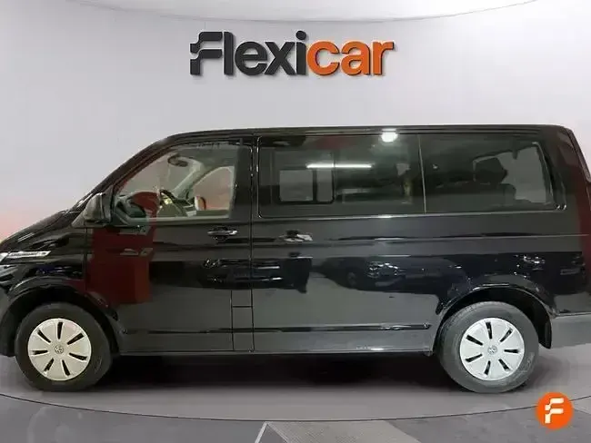 Usado VW Caravelle 150 CV (110 kW) 2023 Negro Van