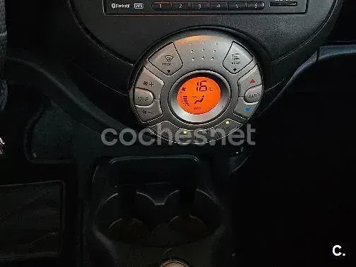 Usado Nissan Micra Acenta 80 CV (58 kW) 2012 Negro Utilitario