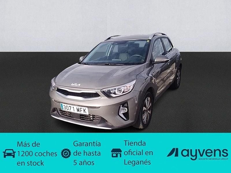 Verde Usado 2023 Kia Stonic SUV | 17.600 € (Precio justo) - Imagen 1/4