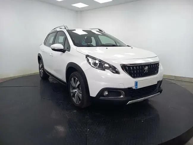 Usado Peugeot 2008 Allure 110 CV (80 kW) 2018 Blanco SUV