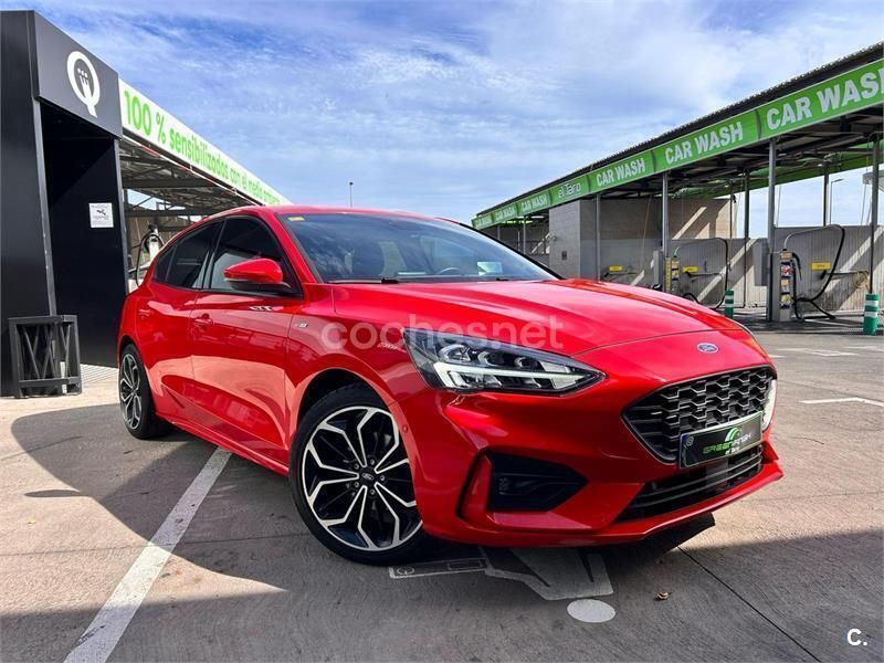 Rojo Usado 2019 Ford Focus ST-Line Berlina | 16.900 € (Precio justo) - Imagen 1/1