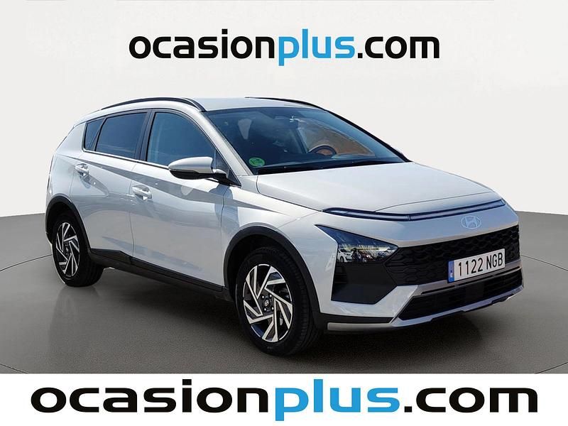 Usado Hyundai Bayon 80 CV (58 kW) 2025 Gris SUV