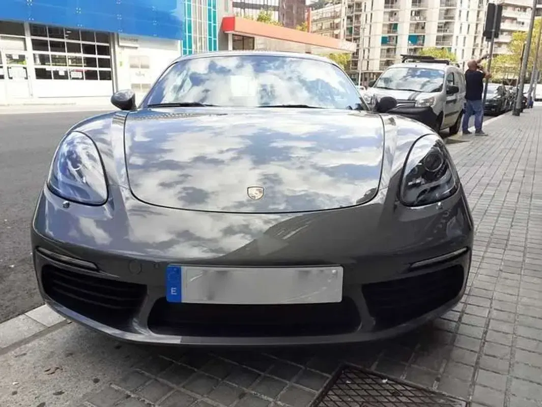 Usado Porsche 718 349 CV (256 kW) 2018 Gris Descapotable