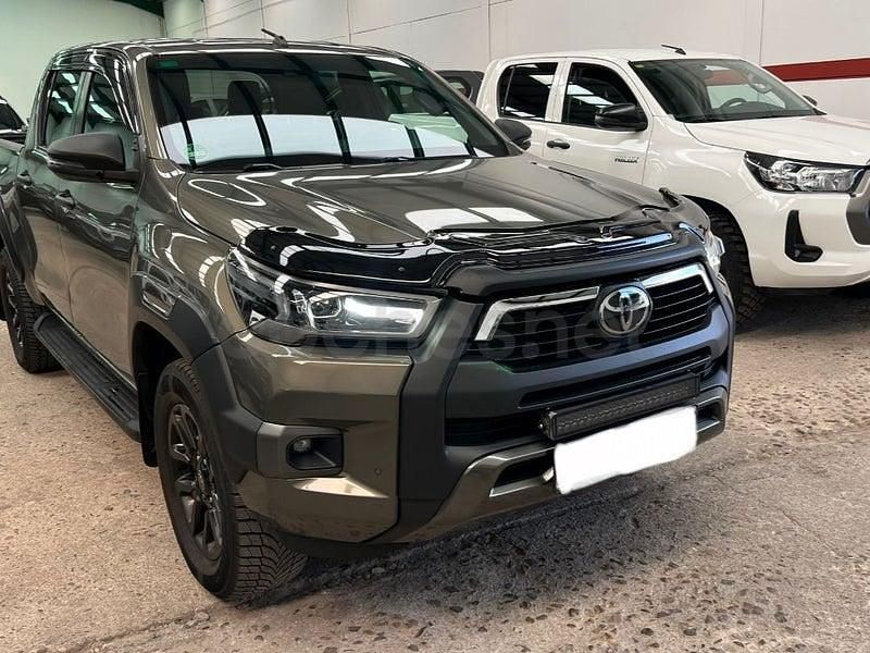 Usado Toyota HiLux 204 CV (150 kW) 2021 Verde Pickup/Camioneta