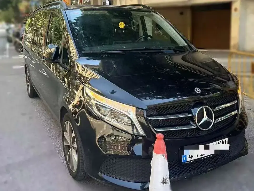 Usado Mercedes V250 190 CV (139 kW) 2022 Negro Monovolumen