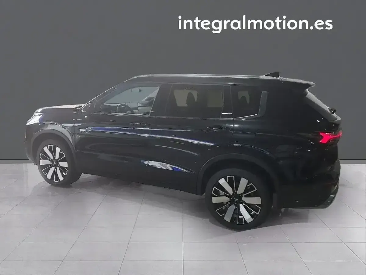 Nuevo Mitsubishi Outlander P-HEV 306 CV (225 kW) 2026 Negro