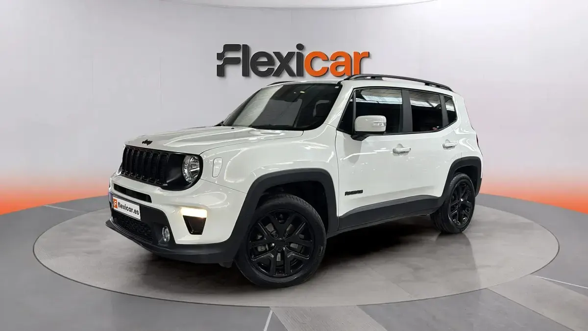 Usado Jeep Renegade Night Eagle 140 CV (102 kW) 2019 Blanco SUV