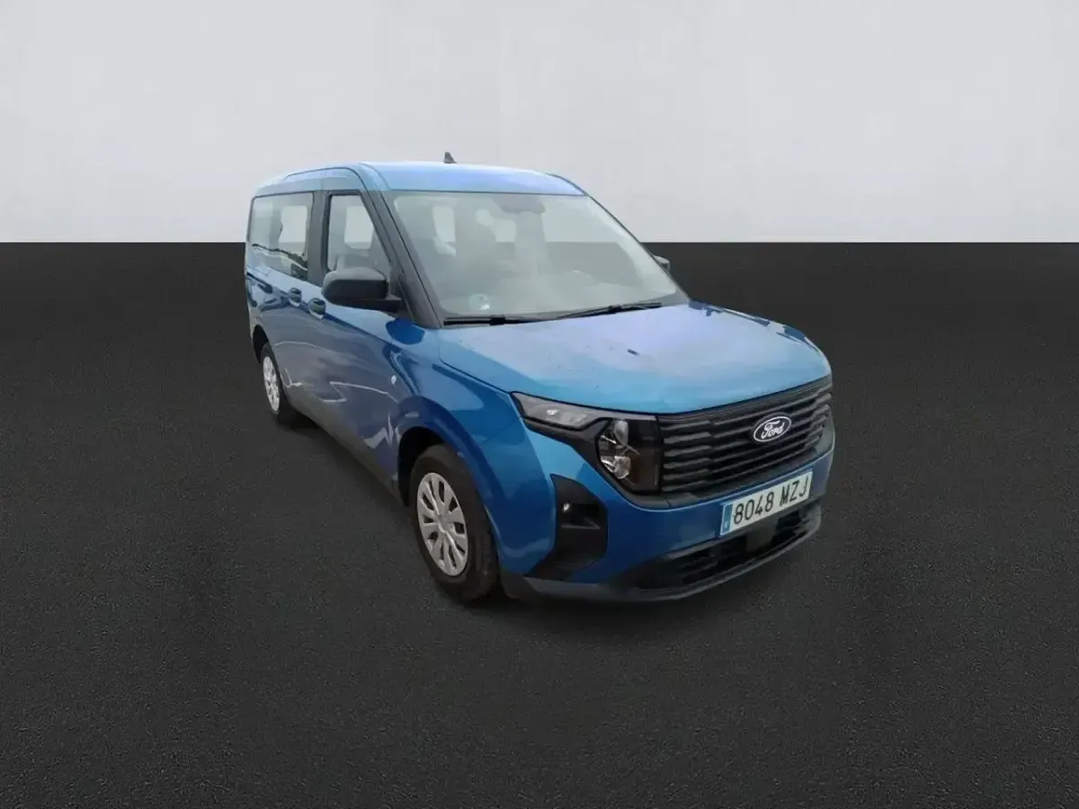Begagnad Ford Tourneo Courier Trend 125 HK (91 kW) 2025 Blå Minibuss