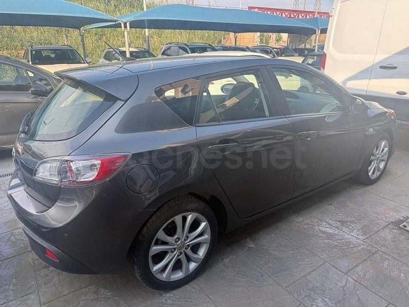 Käytetty Mazda 3 Active 109 HP (80 kW) 2010 Harmaa Sedan