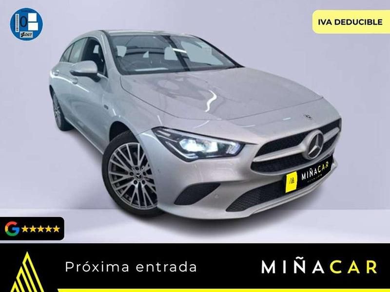 Usado Mercedes CLA250e Shooting Brake 218 CV (160 kW) 2021 Gris Familiar