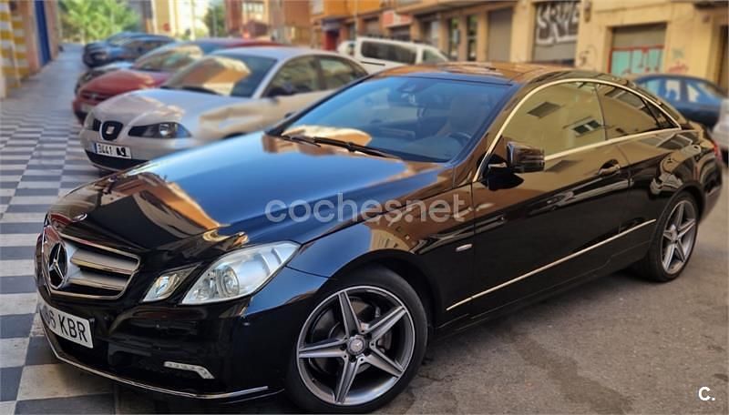 Usado Mercedes E350 Elegance 231 CV (169 kW) 2010 Negro Coupe
