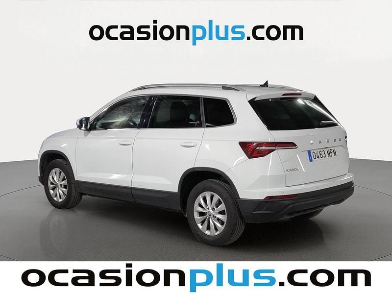 Usado Skoda Karoq Selection 115 CV (84 kW) 2024 Blanco SUV