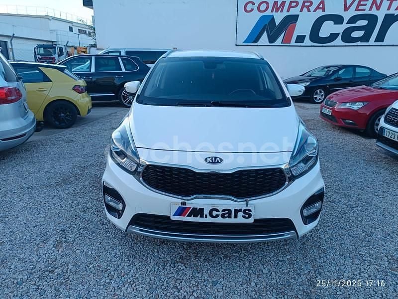 Usado Kia Carens 115 CV (84 kW) 2018 Blanco Monovolumen